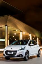 Peugeot 208 2016 года (LA)